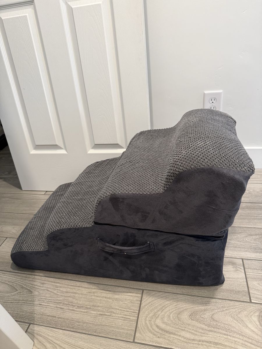 Grey Pet Stairs/Ramp - 3-Step Design for Dogs & Cats - Soft & Portable