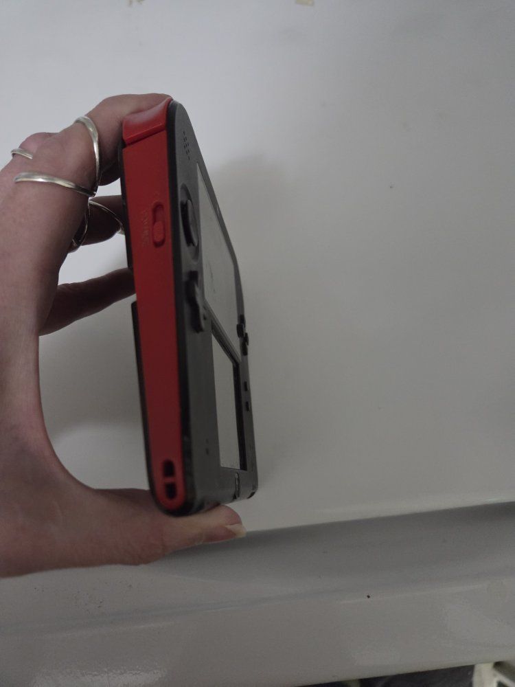 Main image 3