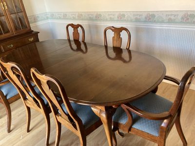 Solid Wood Dining Table with 6 chairs