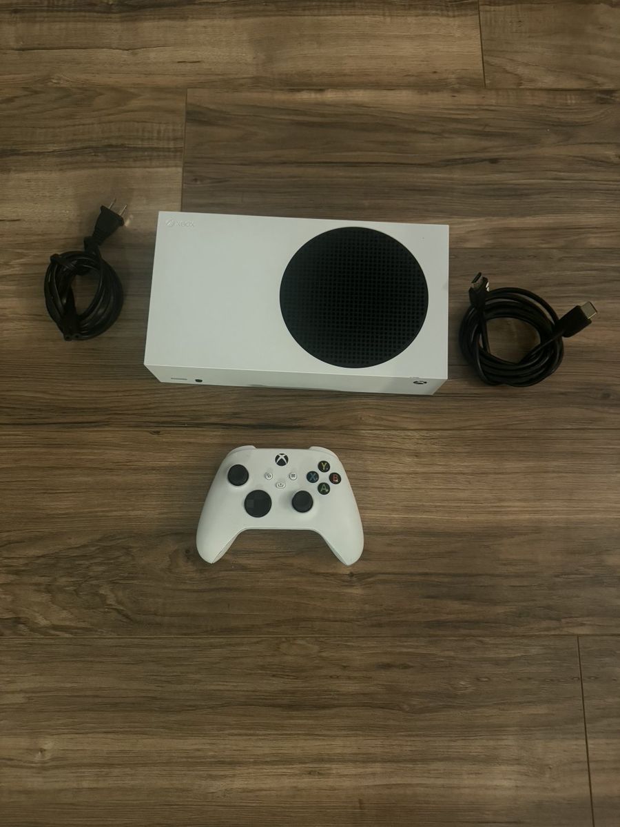Xbox Series S Console 512GB SSD White w/ Controllers & Cables - Used Condition