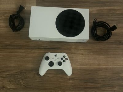 Xbox Series S Console 512GB SSD White w/ Controllers & Cables - Used Condition