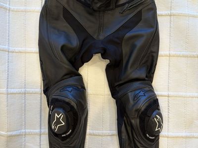 Missile V3 Airflow Leather Pants Size 54 Men