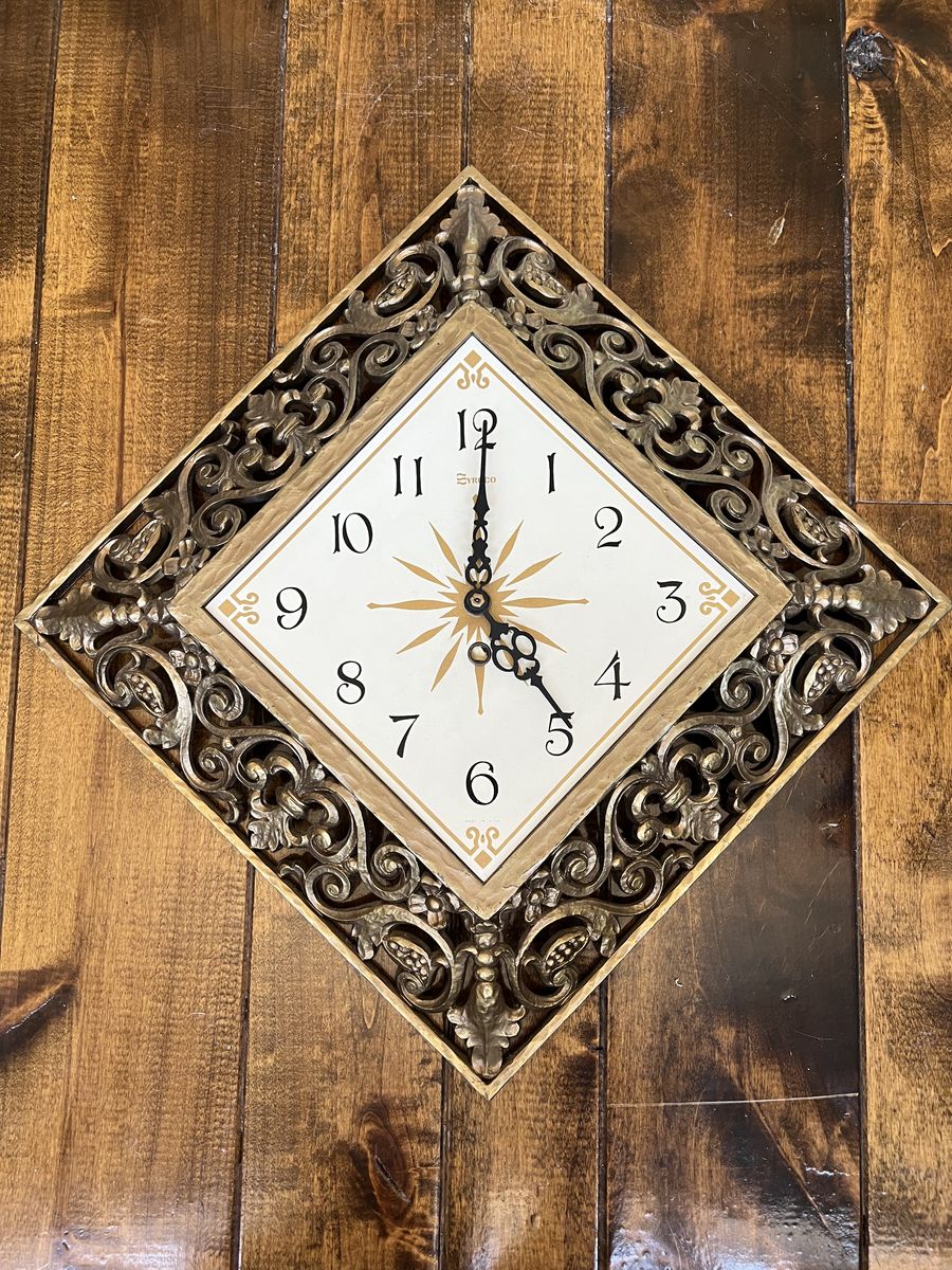 Syroco Dart Clock Vintage (not working)