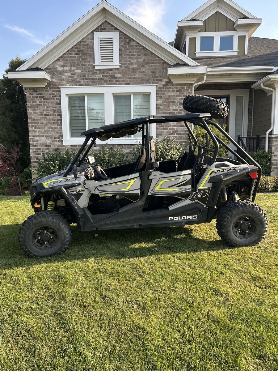 2018 Polaris RZR S4 900