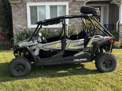2018 Polaris RZR S4 900