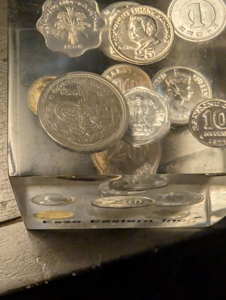 Main image 7