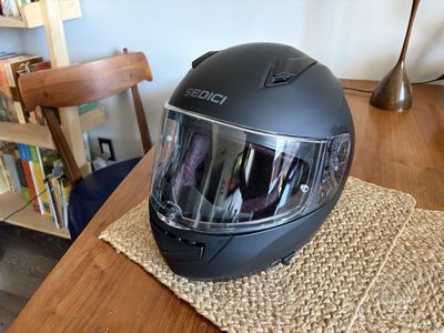 Sedici Strava II moto helmet
