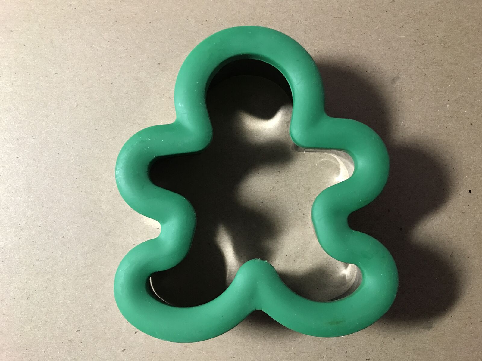 Wilton Gingerbread Man Comfort Grip Holiday Cookie Cutter, 2310-602