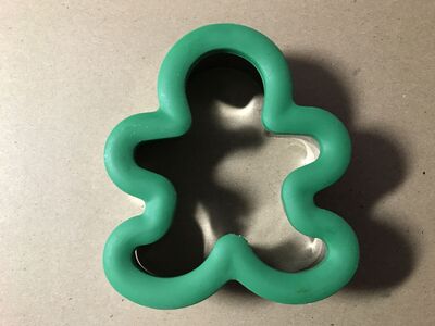 Wilton Gingerbread Man Comfort Grip Holiday Cookie Cutter, 2310-602