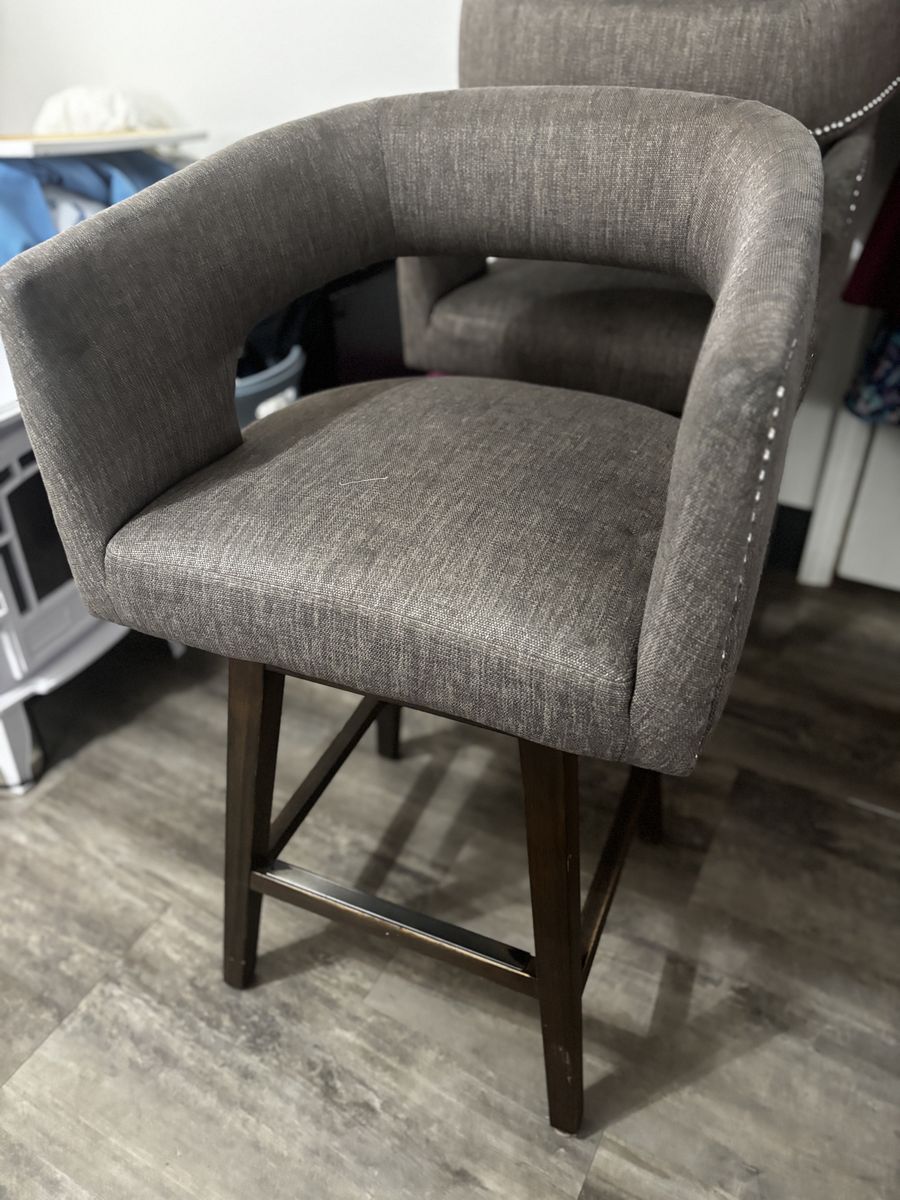 Set of 3 Upholstered Bar Stools 75$ each OBO