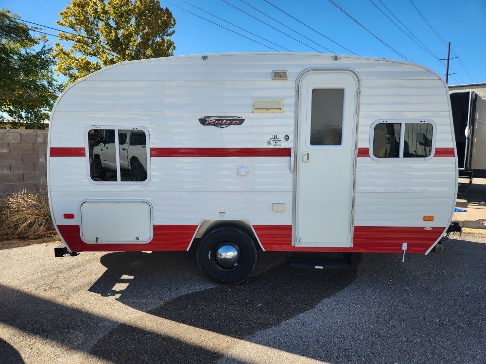 2018 Whitewater Retro 166