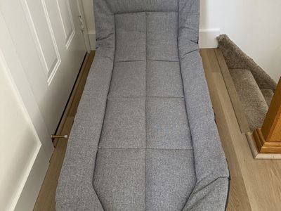 New comfy Portable Vamping Cot / Lounge Chair / Bed
