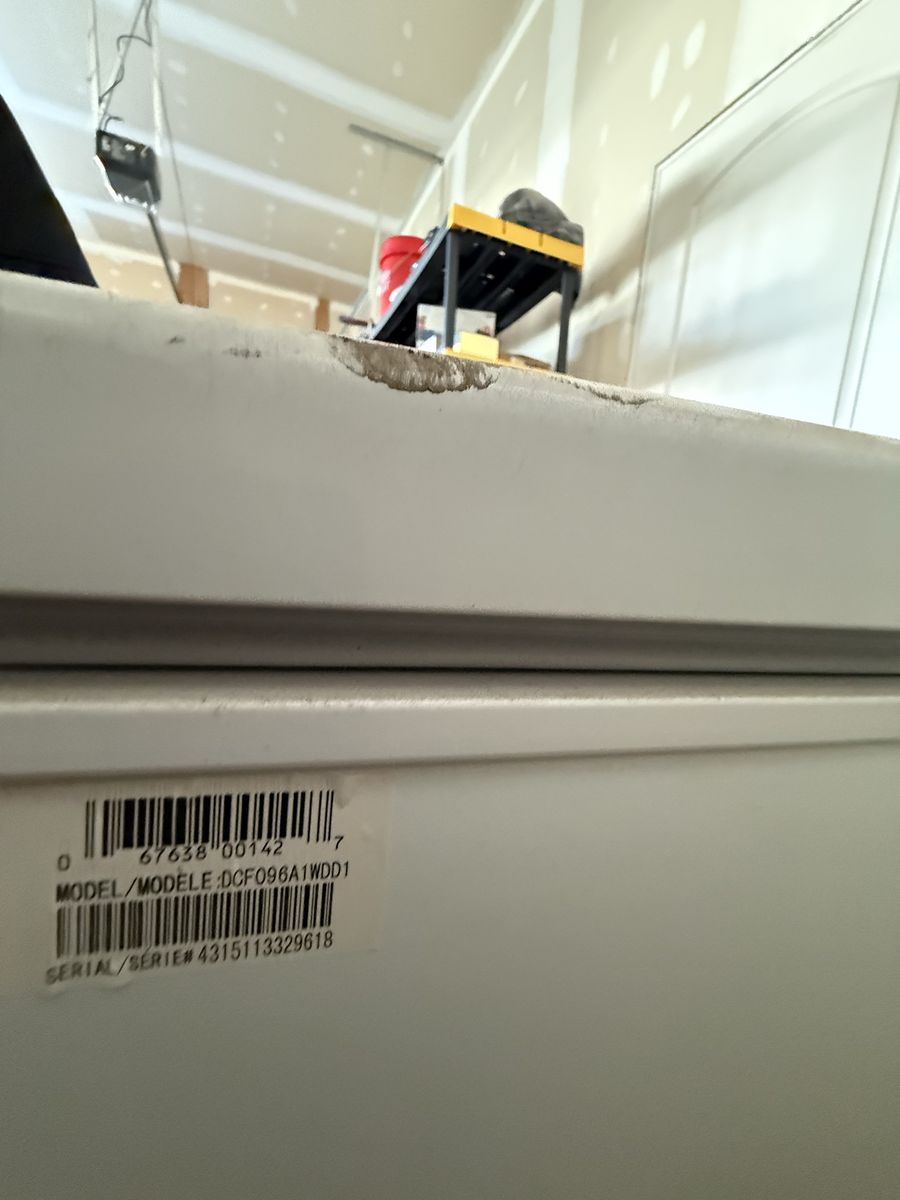 Main image 6