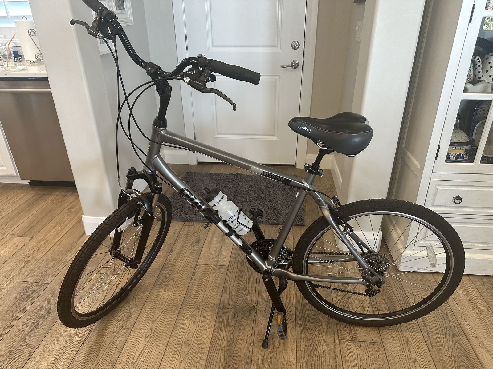 Like New Sedona DX Bicylcle