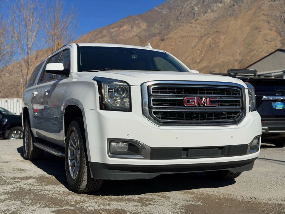 2019 GMC YUKON SLT