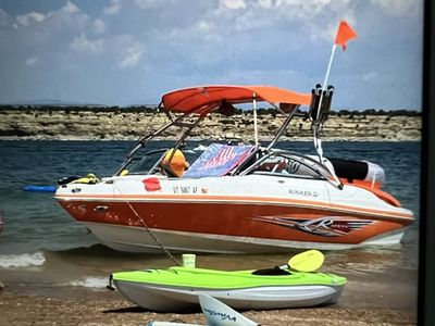 2008 Rinker R series 226