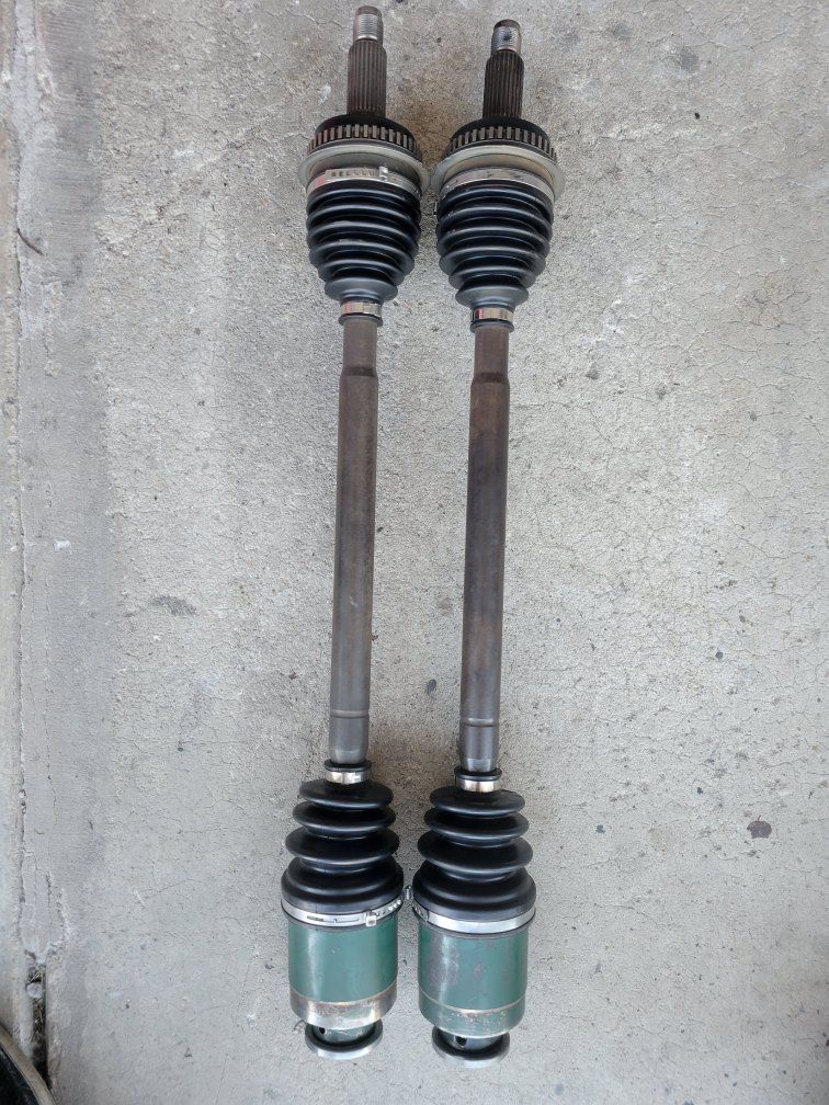 oem 2002 subaru wrx front cv axles