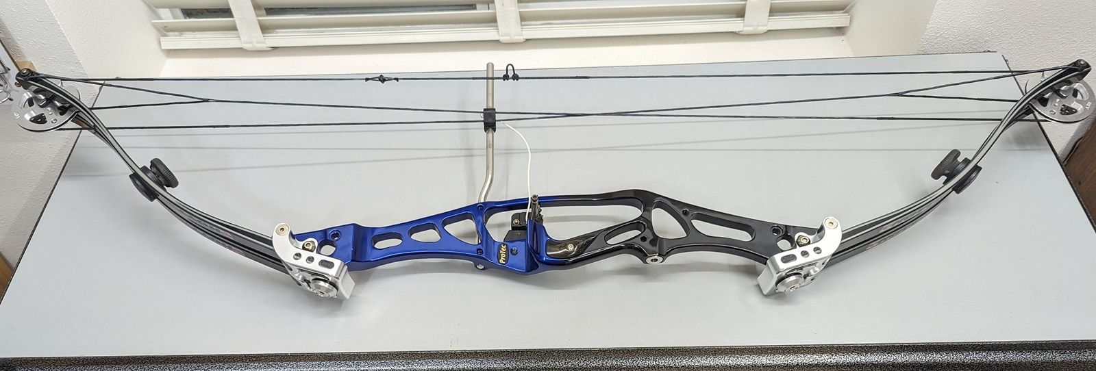 Hoyt Protec LX Pro Tst Package Deal