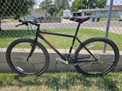 Classic 1990 Specialized Stumpjumper Black Pearl Mountain Bike Vintage