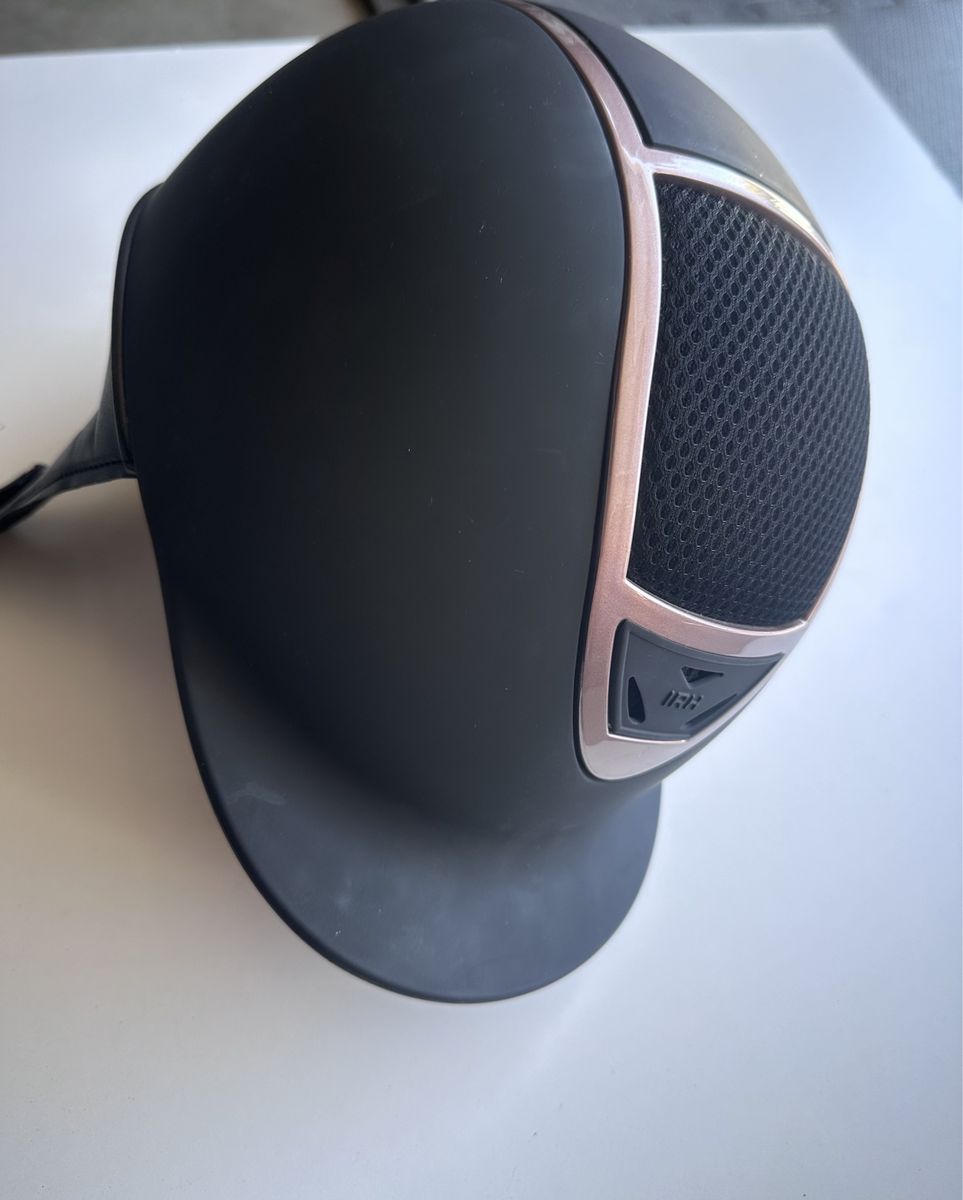 IRH IR4G XLT Black Matte horse Riding Helmet