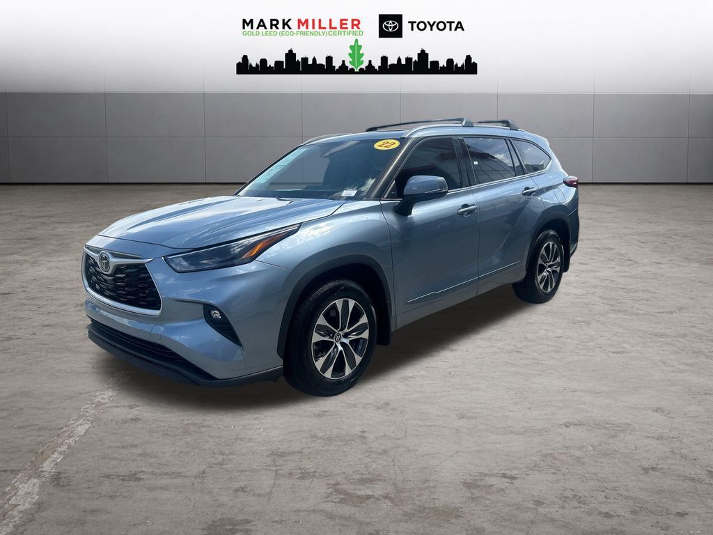 2022 Toyota Highlander XLE