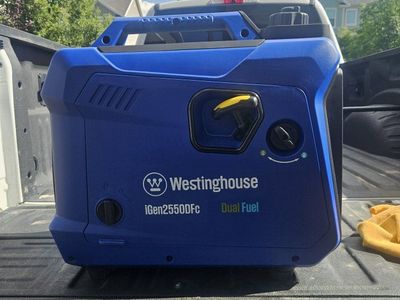Westinghouse iGen2550DFc Dual Fuel Inverter Generator - Portable, Quiet, 2550 Peak Watts