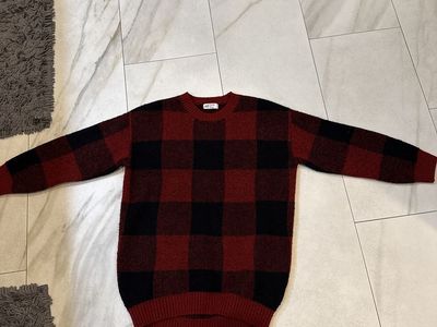 H & M Size 8-10 oversize Sweater.