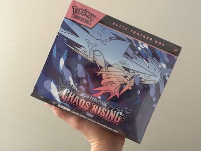 Pokemon Chaos Rising ETB