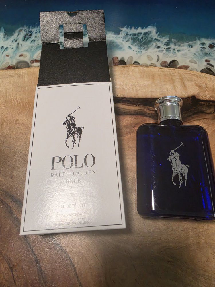Ralph Lauren Polo Blue Eau de Toilette Spray for Men - 4.2 oz / 125 ml - New in Box