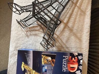 Ravensburger Eiffel Tower 3D Puzzle - 47cm/18.5in with Color Changing LED