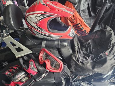 Kulin ky-116 Red & Black Motocross Helmet with Matching Gloves and Goggles Set. (Large 59-60)