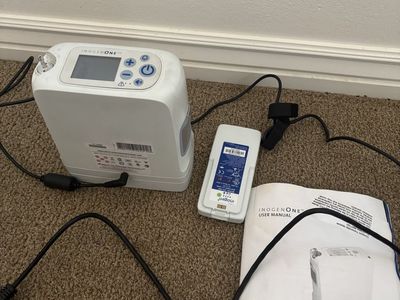 Inogen One G4 PORTABLE OXYGEN Concentrator Model 10-400