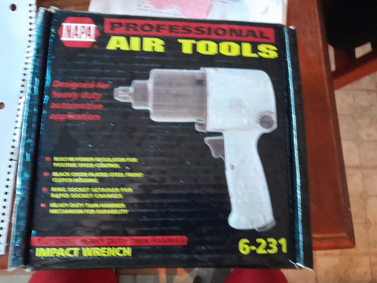 NEW NAPA 3/8" Impact Wrench