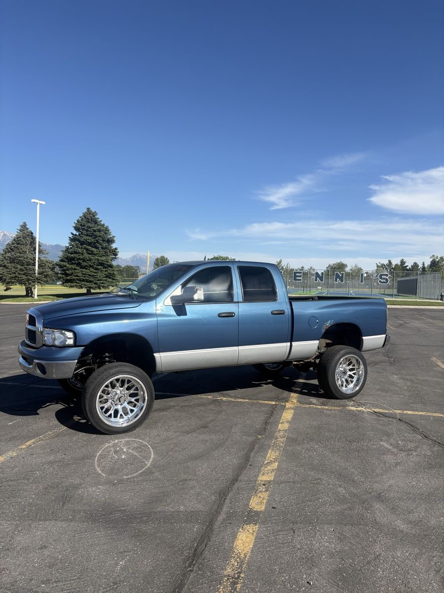 2003 Dodge Ram 2500 SLT