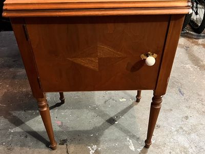 Singer 1900 sewing machine