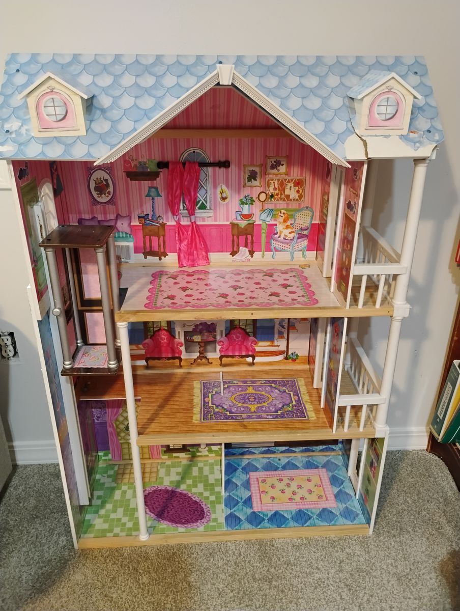 Doll House