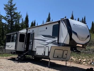 2023 Keystone Montana High Country 331 RL Luxury 5th Wheel
