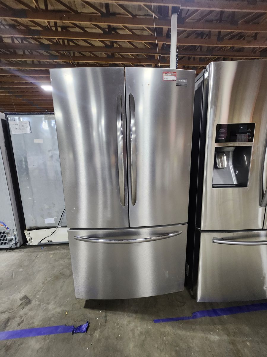 Frigidaire Gallery Stainless Steel French Door Refrigerator with Bottom Freezer