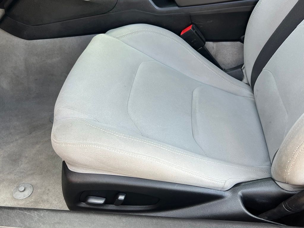Main image 23