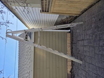 8 foot alluminum ladder