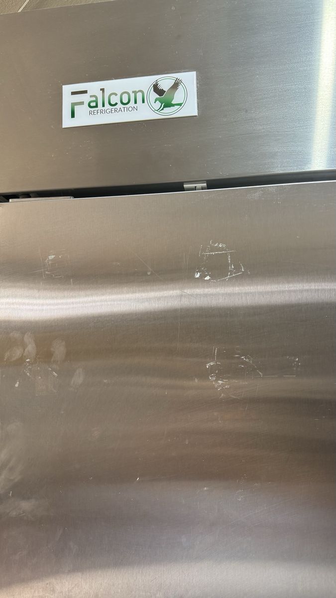 Main image 3