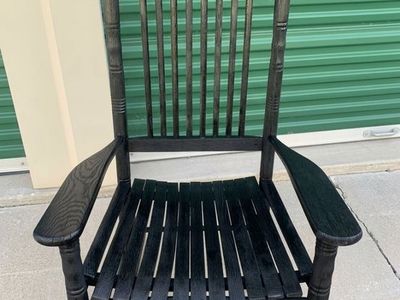 Beautiful Black Cracker Barrel Porch Rocker