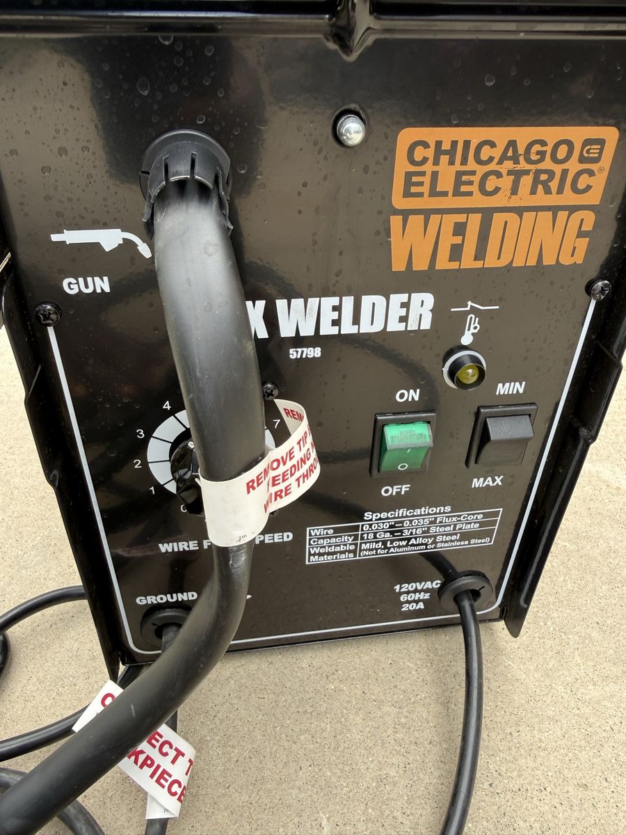 Chicago Electric Welding Flux 120V Welder 57198 for Mild & Stainless Steel
