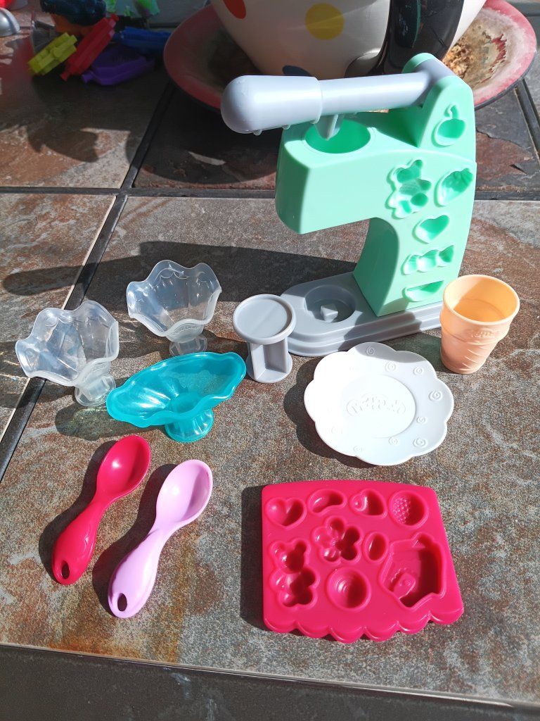 Play-Doh Ice Cream Playset