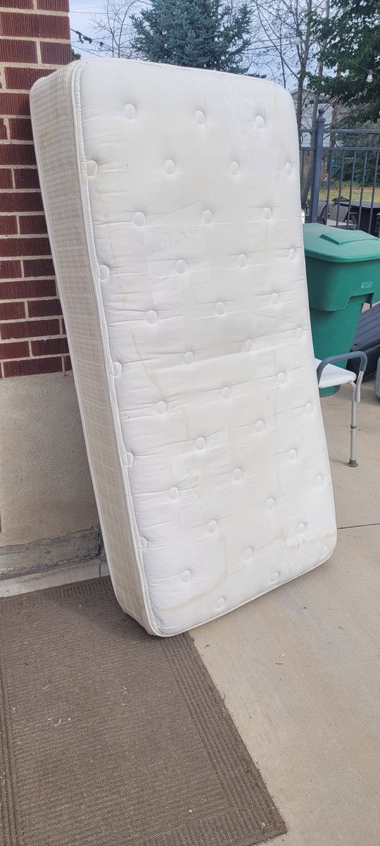 twin mattress