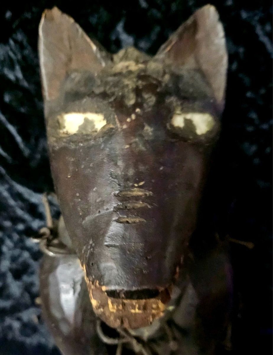 Kongo Nkisi Nkondi Dog Figure Nail Fetish - Provence