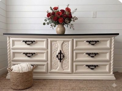 White nine drawer dresser