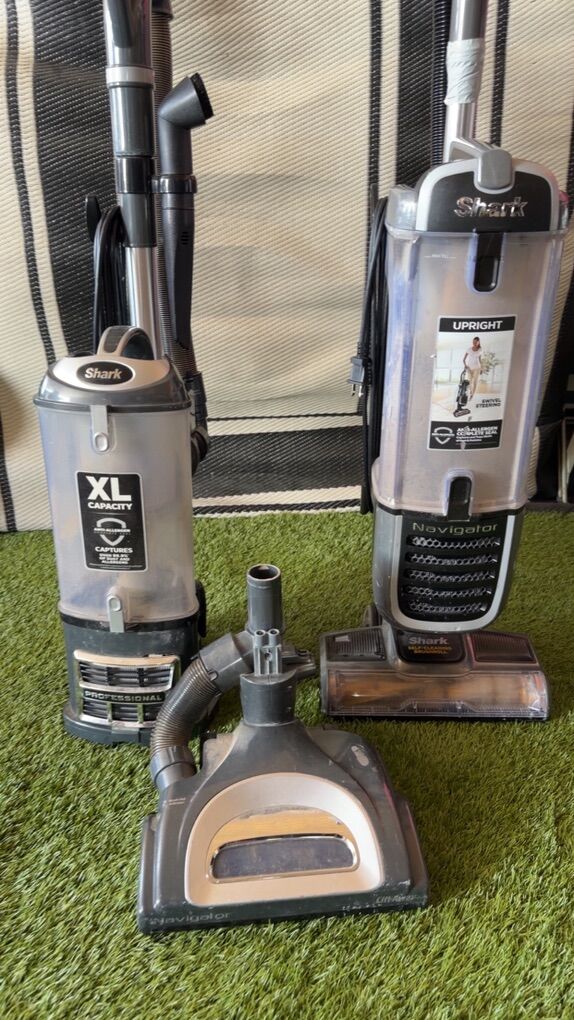 Shark professional lift away navigator or Powerfin