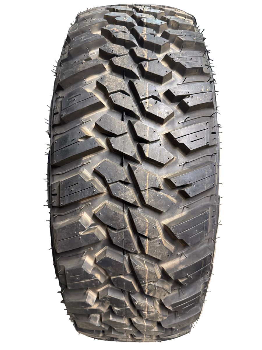 1 NOS CENTENNIAL MUD HOG M/T BSW LT 275 65 18 123/120Q 10PLY MUD TERRAIN TIRE L1827565E252