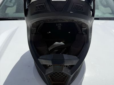 Fox V3 RS MIPS Dirt Bike Helmet - Matte Black - Size X Large - Extra Large